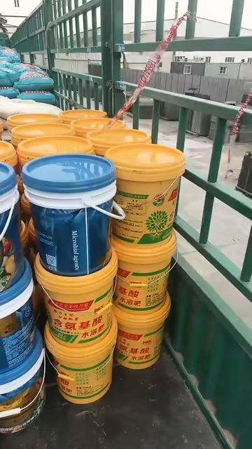 水溶肥搭配有机肥发一车，有需要的老板联系我